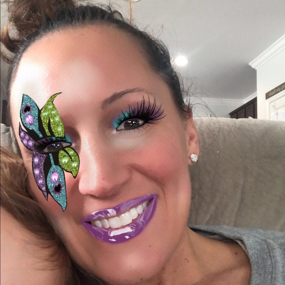 Meet your Posher, Erica